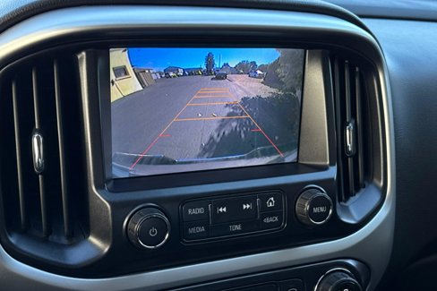 Used 2015 Chevrolet Colorado LT w/ Luxury Package image 21