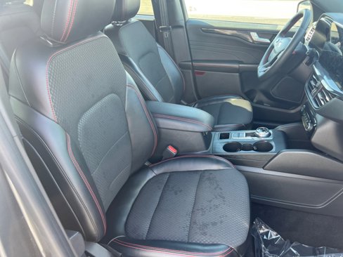 Used 2023 Ford Escape ST-Line w/ Tech Pack #1 image 32