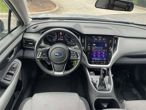 Used 2022 Subaru Outback Premium image 11