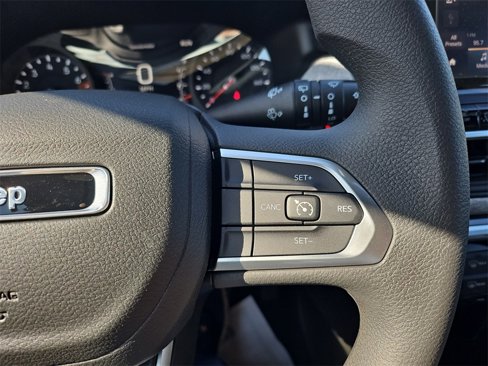 New 2025 Jeep Compass Sport image 25