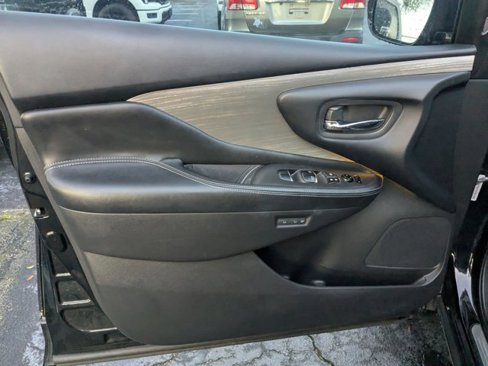 Used 2015 Nissan Murano Platinum image 14
