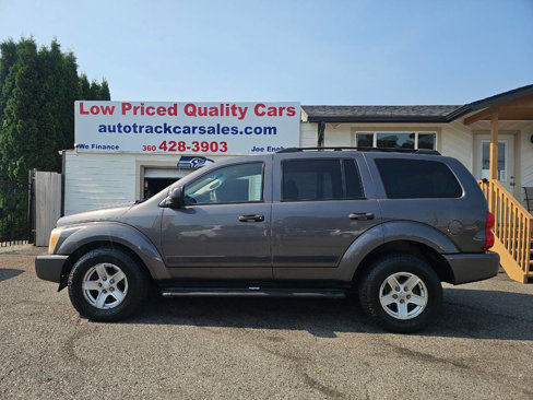 Used 2004 Dodge Durango SLT image 1