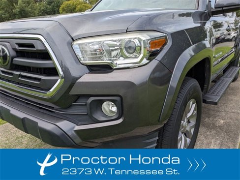 Used 2019 Toyota Tacoma SR5 image 5