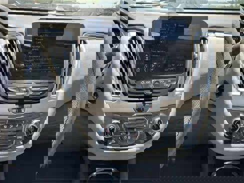 Used 2021 Chevrolet Malibu LT image 18