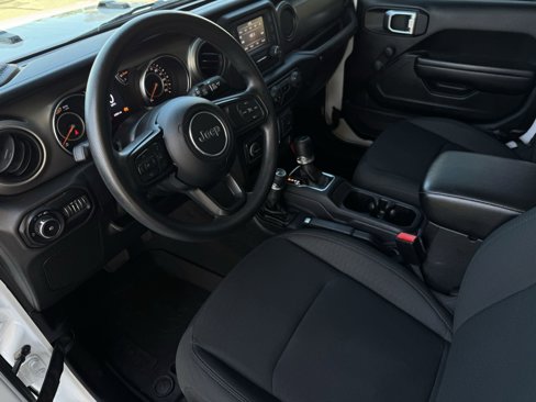 Used 2021 Jeep Wrangler Sport image 14