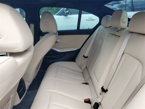 Used 2021 BMW 330i Sedan w/ Convenience Package image 10