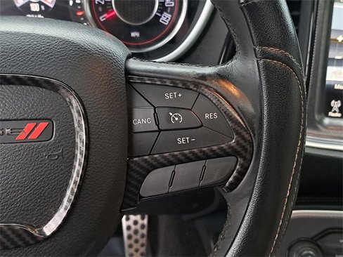 Used 2015 Dodge Challenger R/T Plus image 24