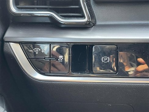 Used 2023 Kia Sportage EX image 27