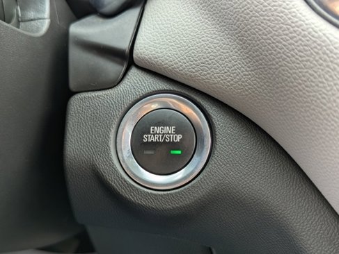Used 2022 Chevrolet Equinox LS image 15