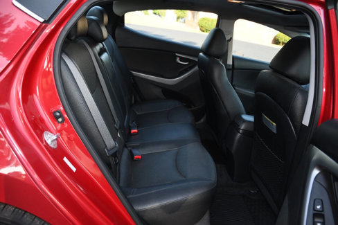 Used 2016 Hyundai Elantra Limited w/ Option Group 04 image 19