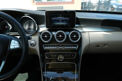 Used 2015 Mercedes-Benz C 300 Sedan image 26