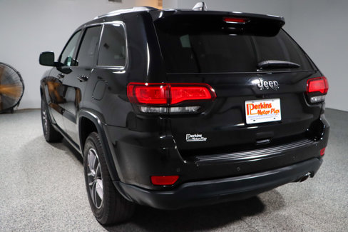 Used 2020 Jeep Grand Cherokee Limited w/ Luxury Group II image 9