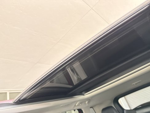 Used 2021 Nissan Rogue SV w/ Premium Package image 33