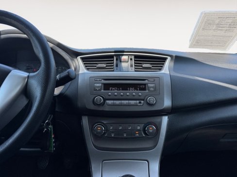 Used 2013 Nissan Sentra S image 10