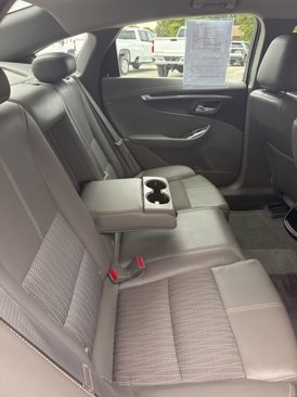 Used 2015 Chevrolet Impala LT image 21