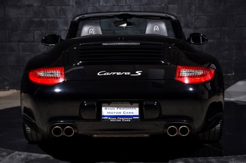 Used 2010 Porsche 911 Carrera S image 9