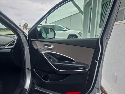 Used 2014 Hyundai Santa Fe GLS image 26
