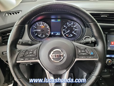 Used 2022 Nissan Rogue Sport SV w/ Technology Package image 10