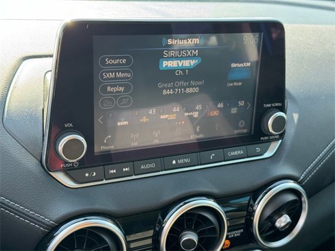 Used 2020 Nissan Sentra SV w/ Lighting Package image 18
