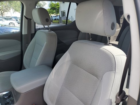 Used 2019 Chevrolet Traverse LT image 8