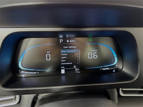 New 2025 Hyundai Elantra SE image 12
