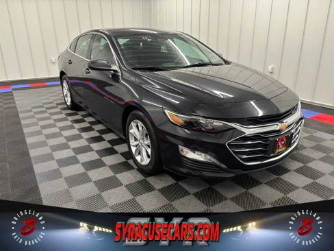 Used 2023 Chevrolet Malibu LT image 1