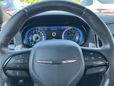 Used 2017 Chrysler 300 S w/ 300S Premium Group 2 image 15