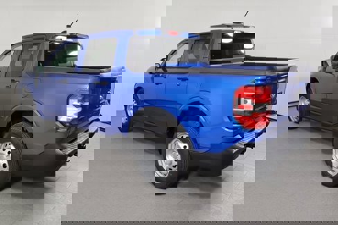 New 2025 Ford Maverick XL image 7