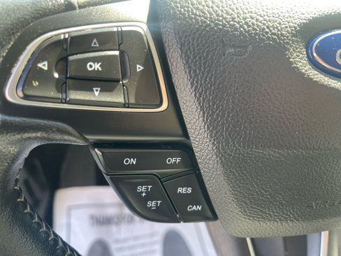 Used 2019 Ford Escape SE image 14