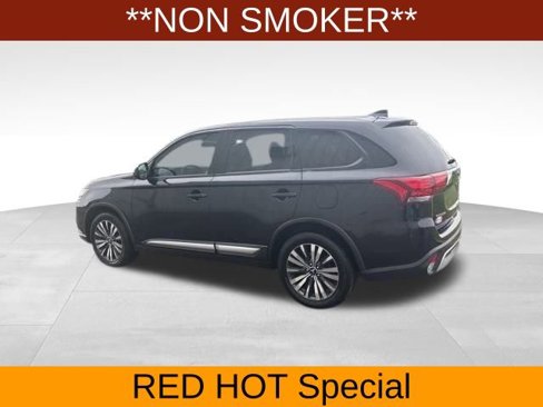 Used 2020 Mitsubishi Outlander ES image 4