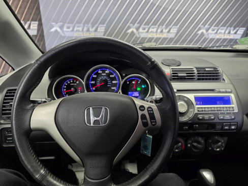 Used 2007 Honda Fit Sport image 19