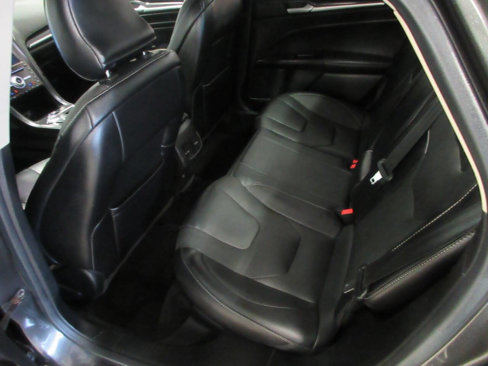 Used 2017 Ford Fusion Titanium image 20