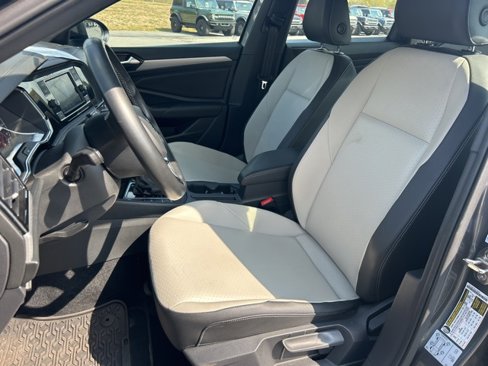 Used 2020 Volkswagen Jetta R-Line w/ R-Line Cold Weather Package image 16
