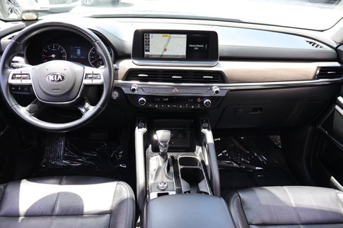 Used 2020 Kia Telluride EX w/ EX Premium Package image 16
