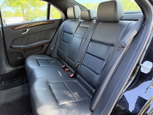 Used 2012 Mercedes-Benz E 350 4MATIC Sedan image 43