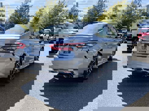 Used 2019 Toyota Camry SE image 6