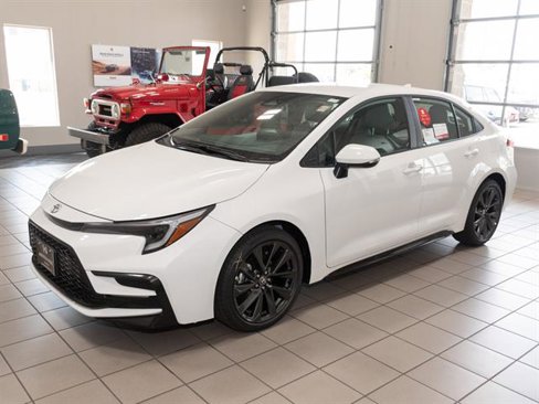 New 2025 Toyota Corolla SE image 4