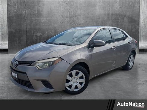 Used 2016 Toyota Corolla LE image 1