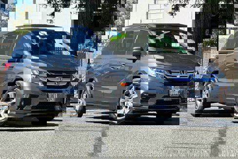 Used 2019 Honda Odyssey EX image 2