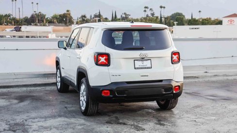 Certified 2023 Jeep Renegade Latitude image 7
