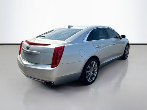 Used 2016 Cadillac XTS Luxury image 5