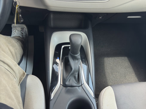 Used 2024 Toyota Corolla LE image 16