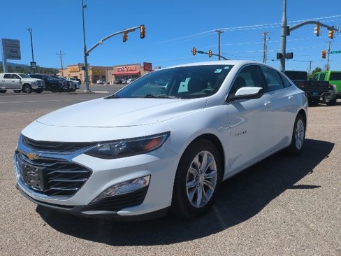 Used 2019 Chevrolet Malibu LT image 3