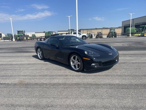 Used 2006 Chevrolet Corvette Coupe w/ Preferred Equipment Group image 3