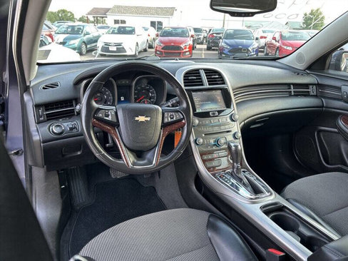 Used 2013 Chevrolet Malibu LT image 14