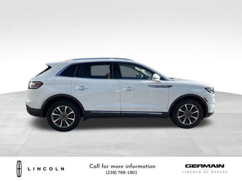 Used 2021 Lincoln Nautilus Reserve image 6