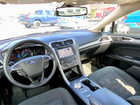 Used 2019 Ford Fusion SE image 36