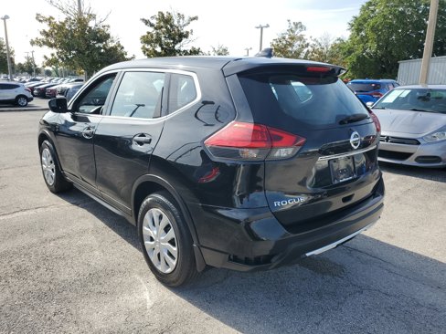 Used 2017 Nissan Rogue S image 6