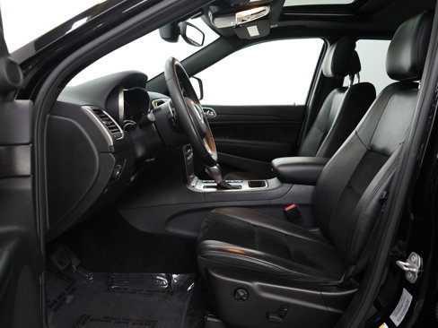 Used 2017 Jeep Grand Cherokee Altitude image 18