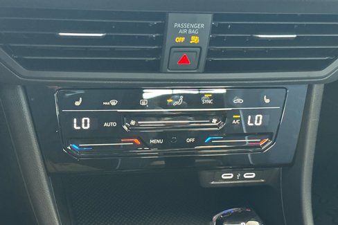 New 2025 Volkswagen Jetta Sport image 18